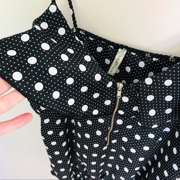 MUST HAVE | Polka Dot Spaghetti Strap Top Size M - Picture 5 of 9